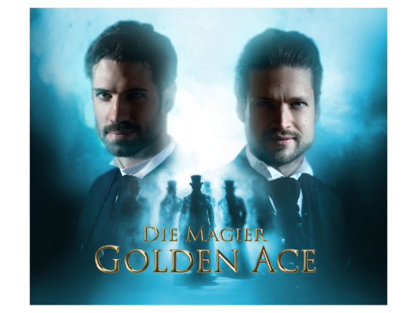 Die beiden Magier von Golden Ace in dunklen Anzügen vor nebligem Hintergrund – Porträt zur 'Zirkel der Magie'-Tour 2026